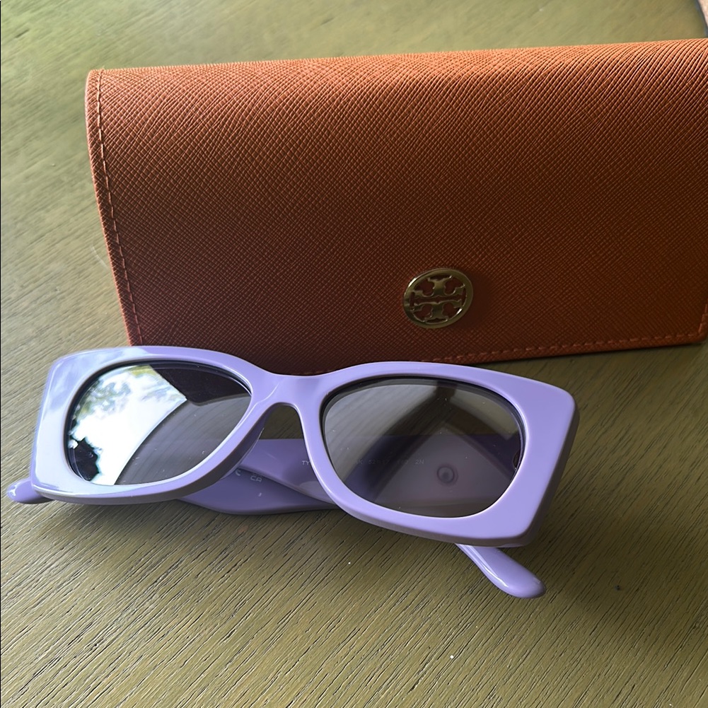 Tory Burch Purple Fashion Sunglasses Kira Cat Eye Unique Never Worn.